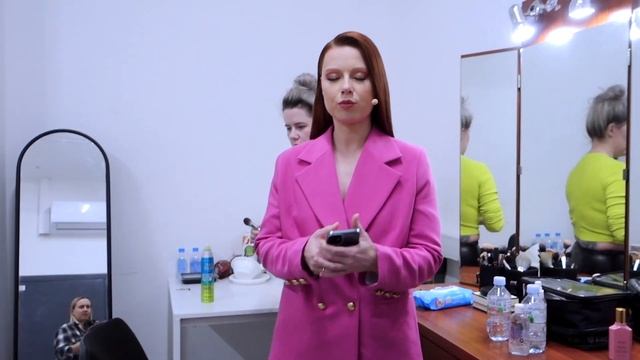 Юлия Савичева.Такая, как есть.Закулисье вокального конкурса: что скрывают жюри?Поцеловала Емельянов