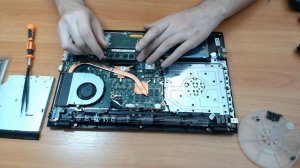 Апгрейд Acer Extensa 2520G добавление памяти,замена HDD на SSD