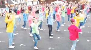 Празднование дня города Галича. 860 лет. Флешмоб на открытии мероприятия.