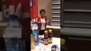 Девушка на заправке Лукойл! Что с ней?!