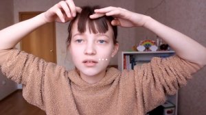 психанула и отрезала чёлку!