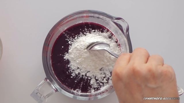 Пирог с ягодами и хрустящей крошкой
