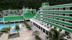 Смотрим отель Le Meridien Phuket Beach Resort
