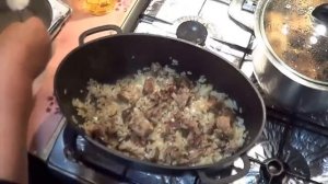 Тушеная Капуста С Вареным Мясом - Недорогие Простые Блюда