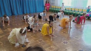 Кошки и коты / весенний утренник / детский танец