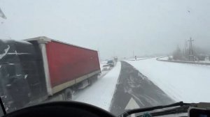 Дождь и снег в Красноярском крае парализовал всю дорогу!!!