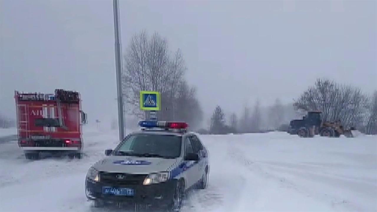 На Алтае сильнейшие снегопады привели к многочисленным авариям и заторам