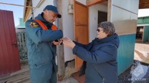 МЧС России продолжают работать в пострадавших от паводка районах