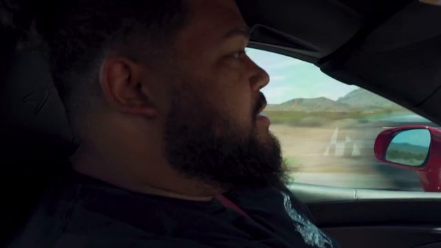 FAT GUY CAR REVIEW - MCLAREN 570s смотреть онлайн