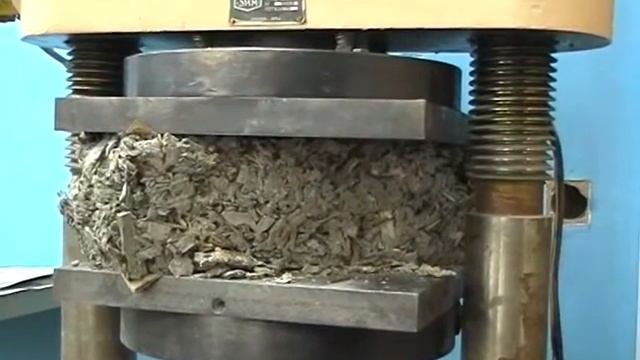 Испытание Арболита на прочность в лаборатории. ЦЕЛЫЙ блок.