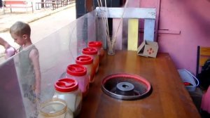 Сладкая сахарная вата, красиво. Бизнес начать с маленькими вложениями. Заработок