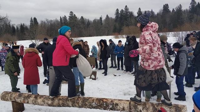 Масленица 14/03/2021 бой подушками смотреть онлайн