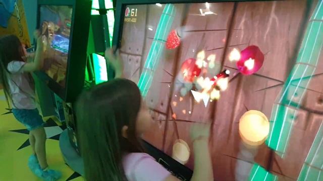 Готовила фруктовый салат в стоматологии смотреть онлайн