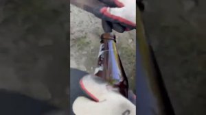 ПОКАЗЫВАЮ, КАК РЕЖЕТ СТЕКЛО НЕМЕЦКАЯ БЫСТРОРЕЖУЩАЯ СТАЛЬ HSS, ТВЁРДОСТЬЮ 64 ЕДИНИЦ ПО ШКАЛЕ РОКВЕЛЛ