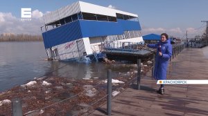 Красноярцы возмущены брошенным плавучим кафе на набережной у торгового комплекса «Красноярье»