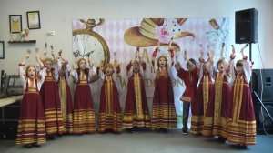 "Мак маковистый"  Русская народная песня  7-9 лет