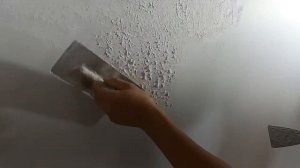 Нанесение декоративной штукатурки «Lanors Satin Silver».