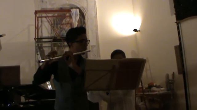 minuetto bach per due flauti- hugues per due flauti andante-mosso. BEATRICE MINICUCCI смотреть онлайн