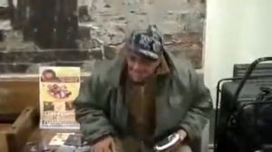 Бездомный талант. Жаль что такие люди живут на улице
