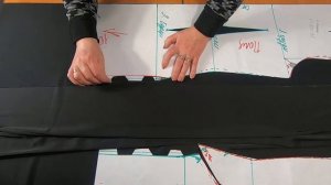 Маленькое черное платье. Моделирование и раскрой платья с французской вытачкой.mp4