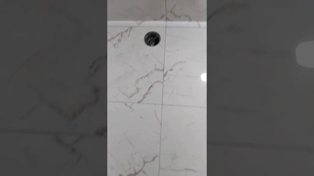 Дизайн ванной комнаты формат плитки 120/60 см с заточкой углов смотреть онлайн