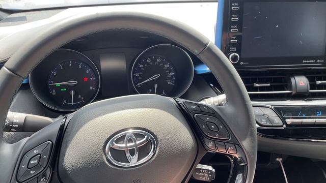 2020 Toyota C-HR XLE | Startup and Chime смотреть онлайн