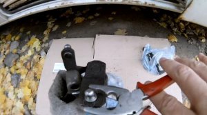 Mercedes Sprinter CDI Gear Shifter Repair / Ремонт механизма переключения передач кулисы КПП