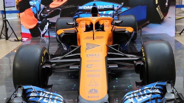 Болид Формулы 1 McLaren 2020 года в Минске! смотреть онлайн