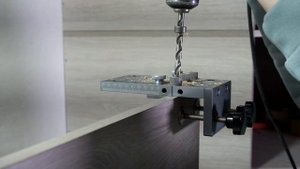 Сталлажи из ЛДСП в кладовке своими руками