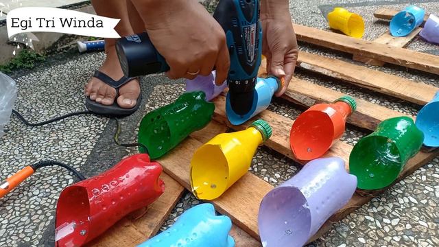 🎄 Amazing 🎄 | How to Make Christmas Decorations By Recycling Used Items Into Plant Pots смотреть онлайн