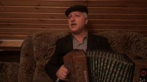 Что стоишь качаясь, тонкая рябина...