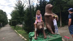Посетили Абаканский зоопарк и погуляли в парке ,,Сады мечты’’.