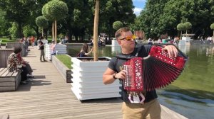 Ты сосед и я сосед гармонь