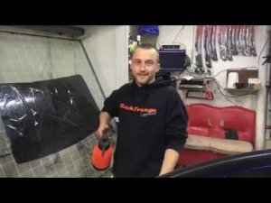 Занос заднего стекла методом трубочки