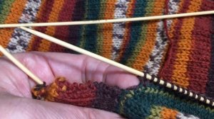 4. Набор петель по боковым краям стенки пятки. Как Вяжу Носки.