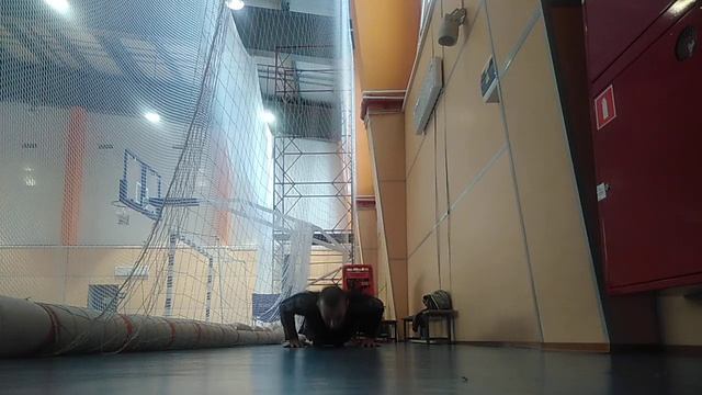 Отжимания от пола каждый день | Неделя 12/20 смотреть онлайн