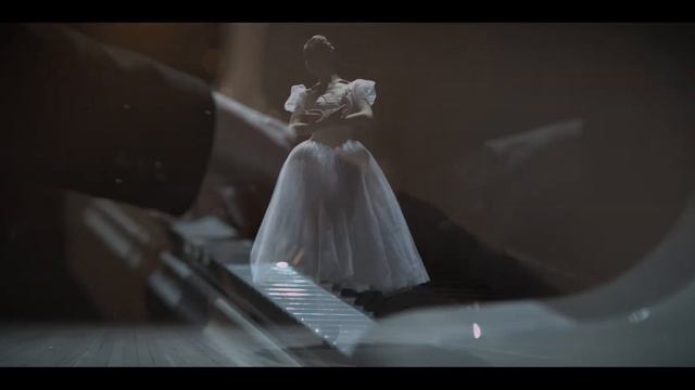 moon love piano смотреть онлайн