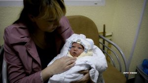 Выписка мамы и малыша из роддома