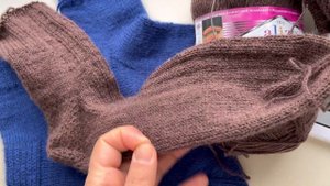 Первые работы 2023. Носки из Alize Superwash и Artisan