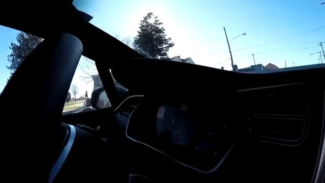 Обзор Tesla Model X