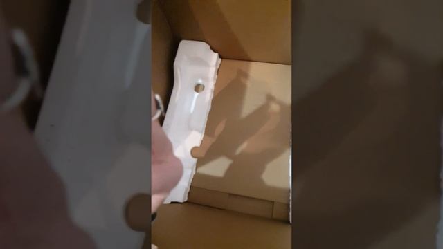 Розпаковка мікрохвильовки Panasonic NN-ST25HBZPE смотреть онлайн