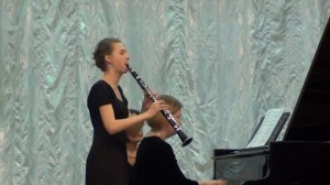 Robert Muczynski -  Op. 43 Time Pieces for clarinet and piano 3,4