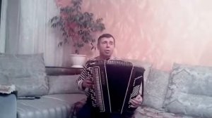 Копия видео "Эх-ма дым с огнем все переживем. Поет Посадский Иван Кузьмич."