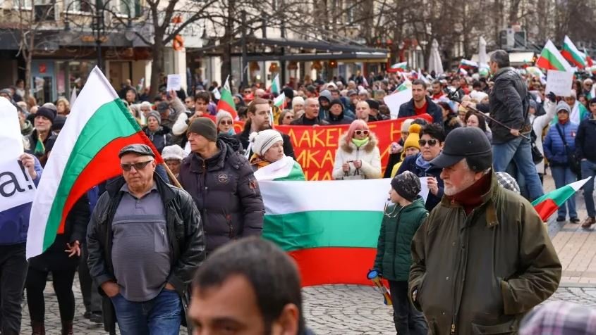 «Зона мира»: антивоенные митинги охватили города Болгарии