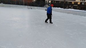 Движение спиной вперед, торможение, виражи