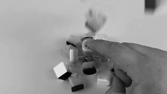 THIS Cube actually has NO springs!! / GAN 12 Maglev 3x3 | SpeedCubeShop.com смотреть онлайн