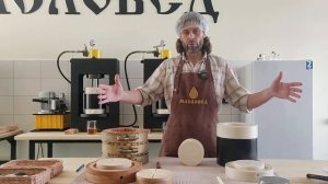 Сравнение деревянной и капролоновой бочек для производства масла