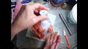 Декор бутылки. Лепка.