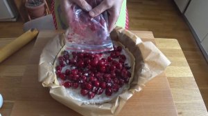 Пироги из замороженной ягоды. Пеку с вишней и малиной