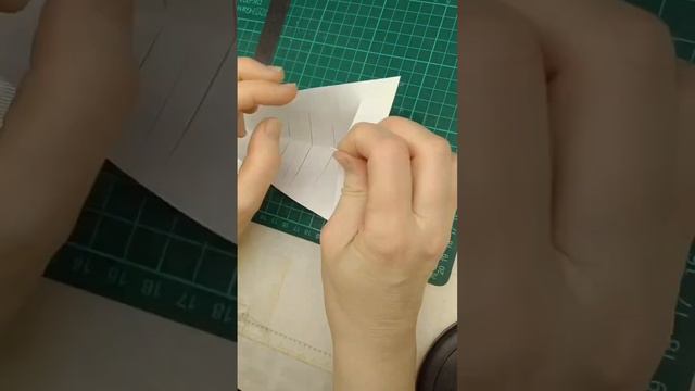 Как сделать ёлочку из бумаги. How to made Christmas tree from paper. DIY